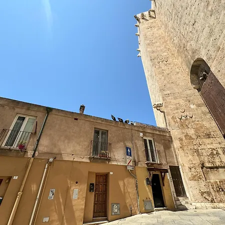 Apartament Kalma Elephant Tower Guardians House - Historic At Old Town Cagliari